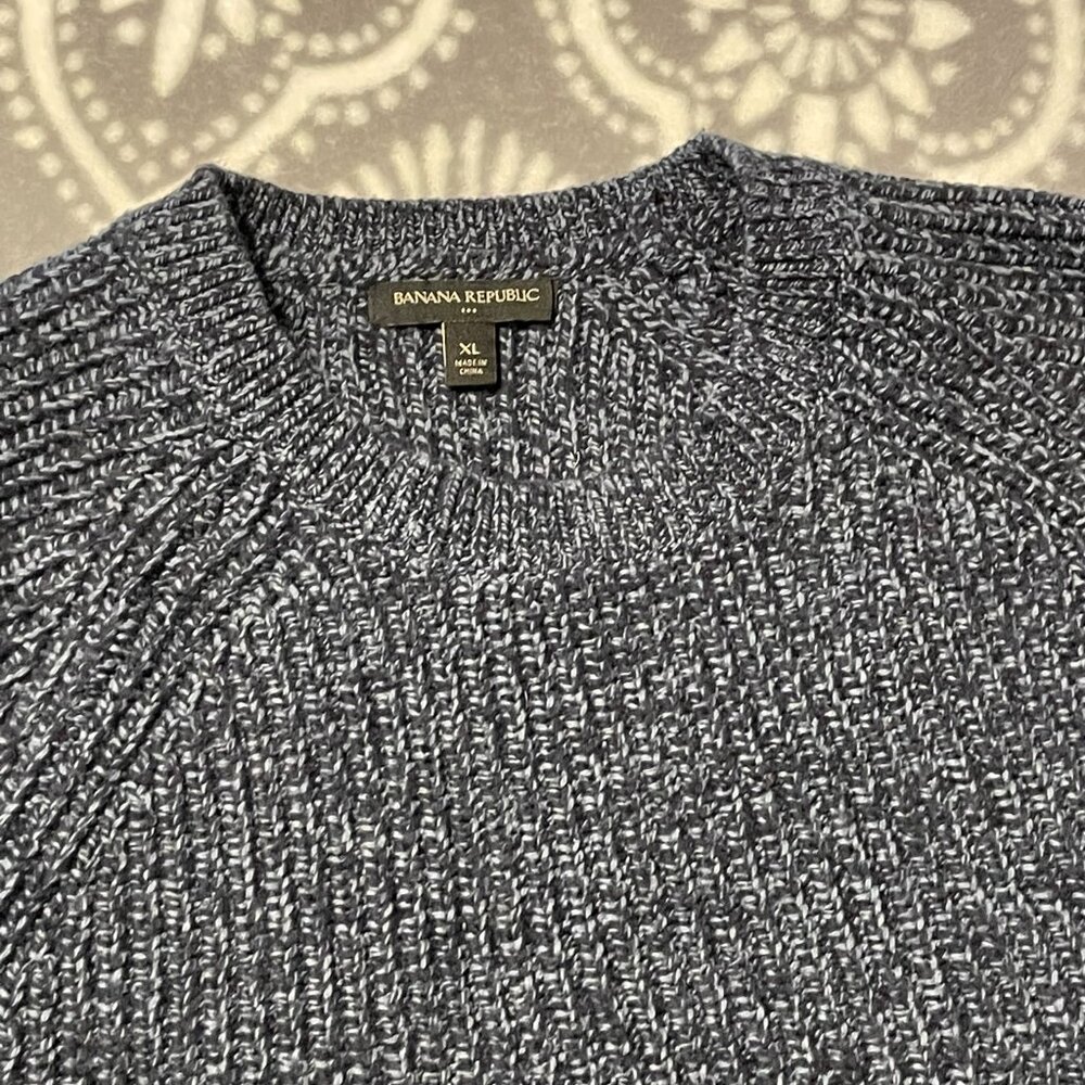 TWO Mens XL Banana Republic sweaters, EUC condition worn like 3 times each - Picture 4 of 12